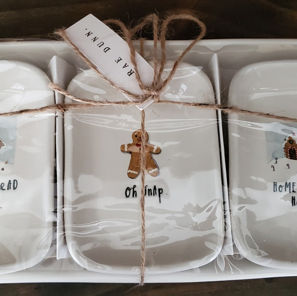 🔥Rae Dunn Christmas Tray Set